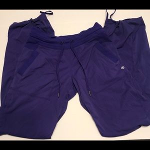 PURPLE LULULEMON PANTS SMALL